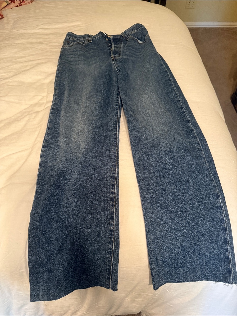 Signature by Levi Strauss Straight-Leg Women's Jeans in Dark Blue Denim